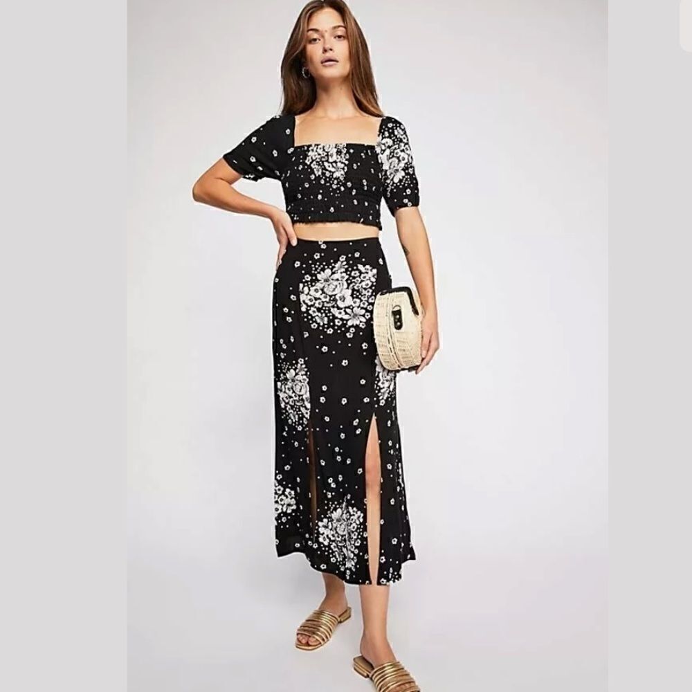 FREE PEOPLE BARE WITH ME SET CROP TOP & SKIRT